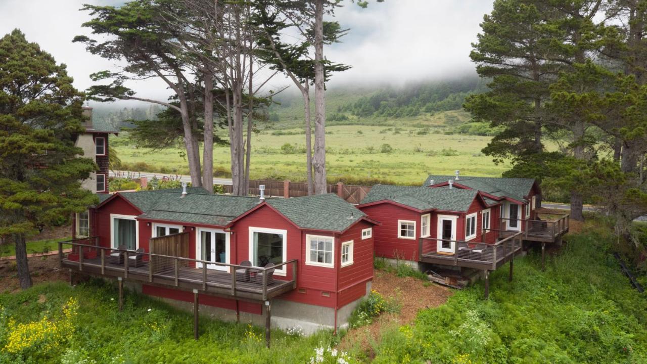 The Harbor House Inn Elk Exterior photo